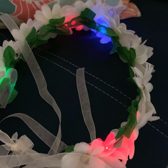 Rainbow Led Light up Crown - Picture 1 of 7